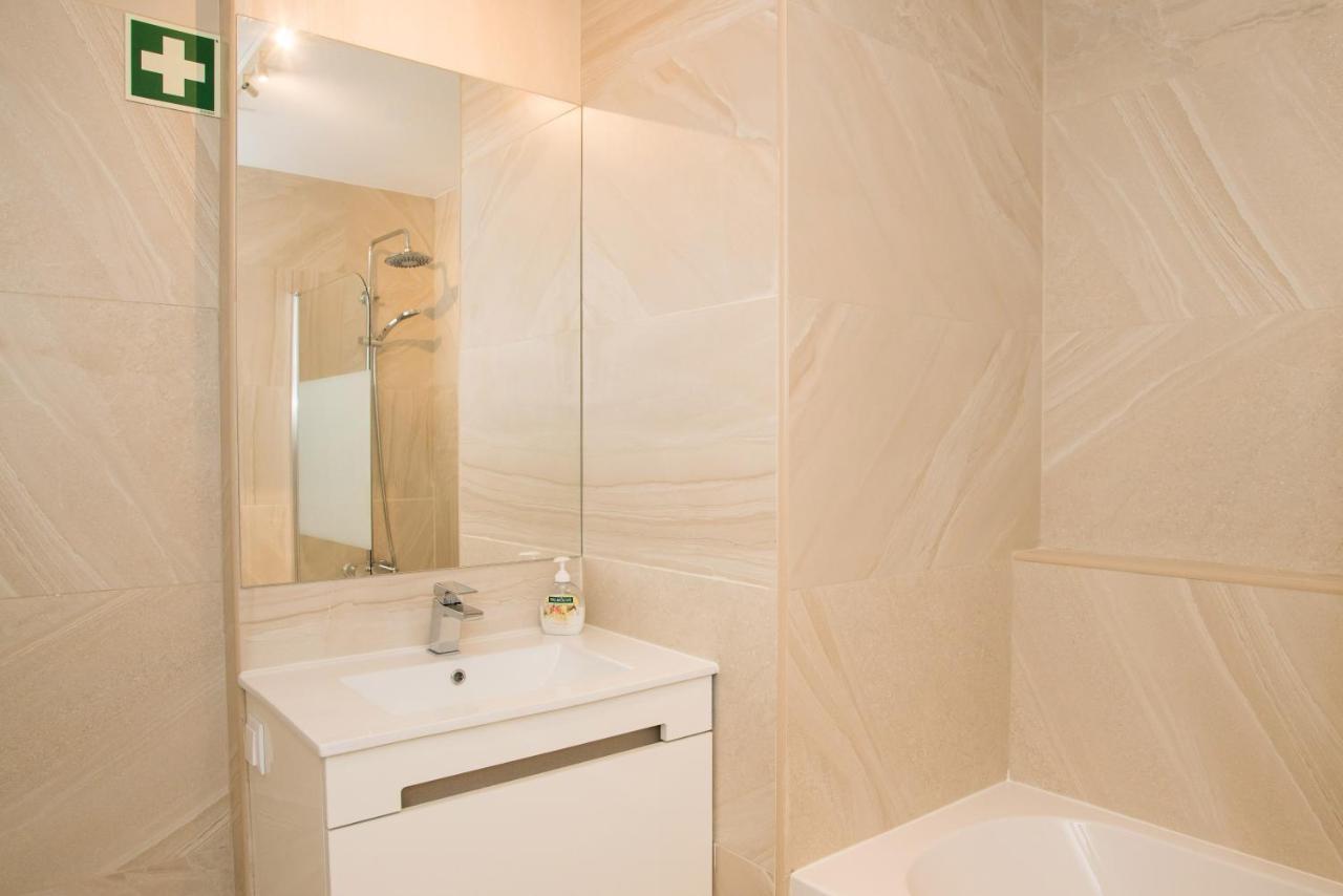 Two Bedroom Stylish Central Tavira Apartment. Exterior photo
